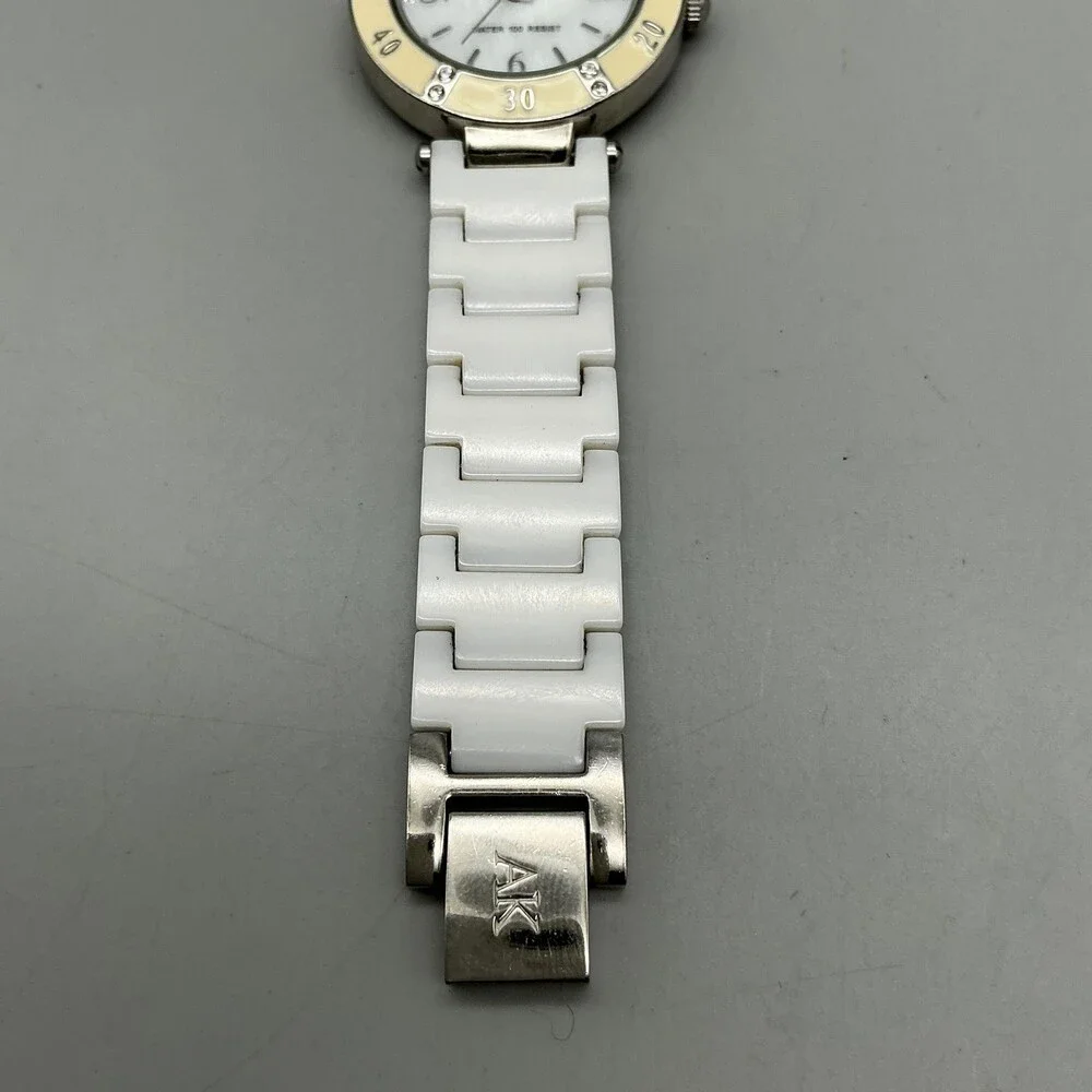 Anne Klein see photos